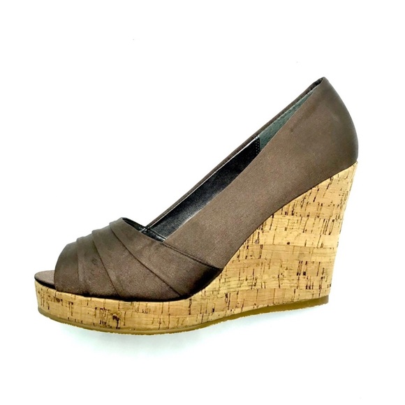 Nordstrom Brown Satin Cork Peep Peek Toe Platform Wedges Shoes - 5.5 - Picture 1 of 8
